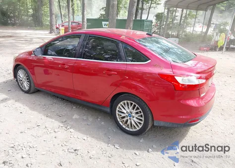 2012 Ford Focus Sel из США, поврежденный, VIN 1FAHP3H28CL282502